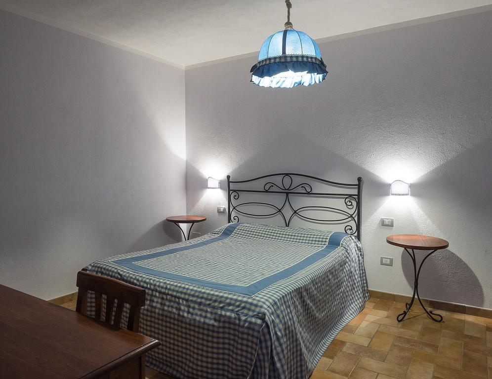 B&B Corte Degli Struzzi Pescia Romana Quarto foto